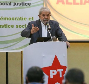 Lula discursa em evento da Aliança Progressista